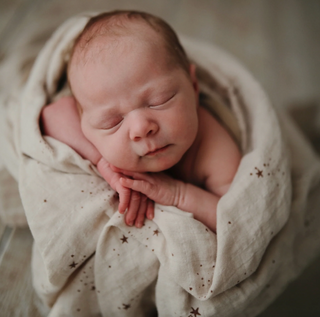 Muslin Swaddle Blanket Organic Cotton (Falling Stars)