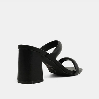 Farah Heel (Black)