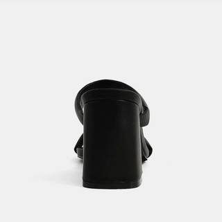 Farah Heel (Black)