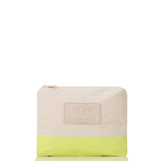 Small Pouch Dipped (Highlighter on Sandstone)