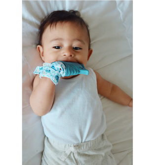 Itzy Mitt™ Silicone Teething Mitts Whale