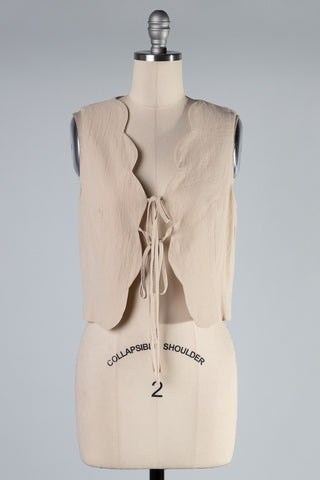 Sleeveless Front Tie Scallop Cropped Vest (Taupe) ONLINE EXCLUSIVE