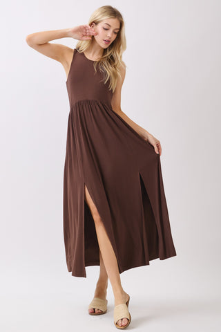 Sleeveless Slitted Dress (Brown)
