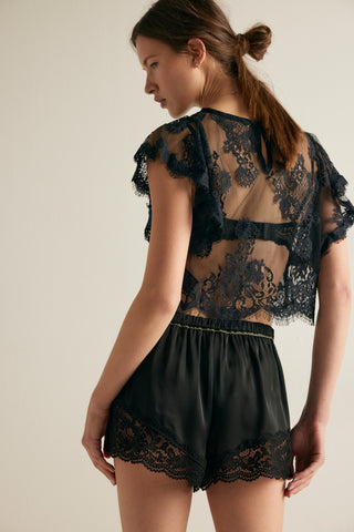 MEET ME IN THE MIDDLE TAP SHORT (Black)
