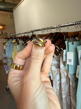 Double Layer Wave Ring
