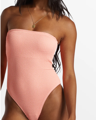 Summer High Tully One-Piece Swimsuit (MFQ0)
