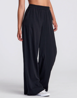 NEW YUME WIDE LEG PANTS (RVB)