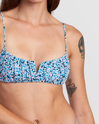 SPRINKLES V-WIRE BRALETTE BIKINI TOP (BFA)