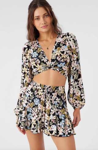 LIVVIE CAMDEN FLORAL LONG SLEEVE CROP TOP (BLK)