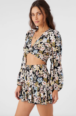 LIVVIE CAMDEN FLORAL LONG SLEEVE CROP TOP (BLK)