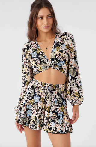 LIVVIE CAMDEN FLORAL LONG SLEEVE CROP TOP (BLK)