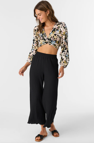 BRIDGETTE TEXTURED KNIT PULL-ON CROPPED PANTS (BLK)