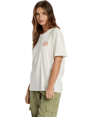 CLOSE SUNSHINE TEE (WCP)