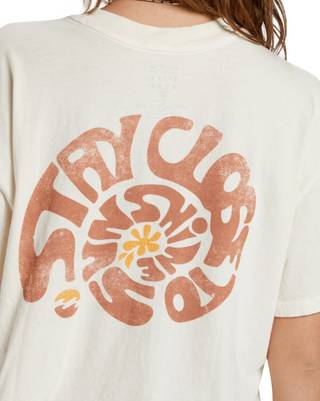 CLOSE SUNSHINE TEE (WCP)