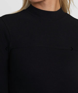 SAVED LONG SLEEVE LONG SLEEVE CROP TOP (BLK)