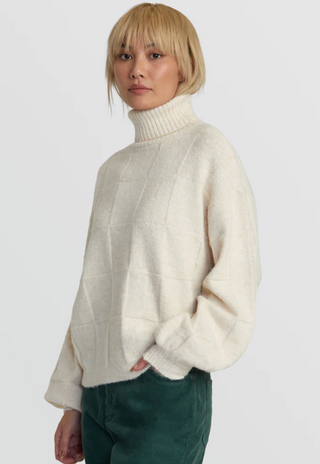 VINEYARD TURTLENECK SWEATER (OAT)