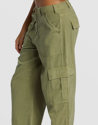 Walk Along Pants (ARM)