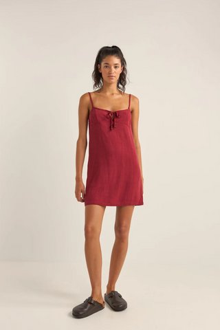 Seacoast Keyhole Slip Dress (Sangria)