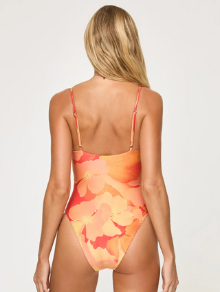 Piper One Piece Classic (Native Poppies)