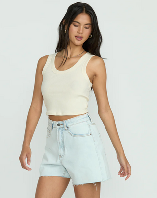 Riley Cut-Off Denim Shorts (BDH0)