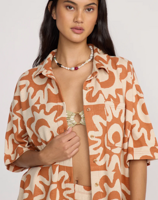 Lost Waves Short Sleeve T-Shirt (CLT0)