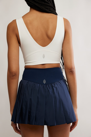 SWING OF THINGS SKORT (NAVY)