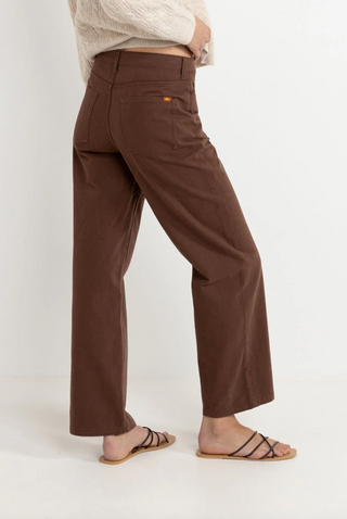 Beyond Relaxed Leg Pant (Chocolate)