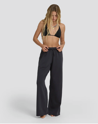The Avery Sweatpants (BSD)