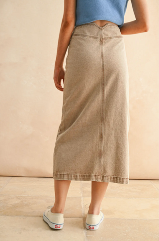 BUTTON FRONT WASHED SKIRT (BROWN WASH)