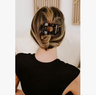Round Flat Hair Clip | Small | Tortoise