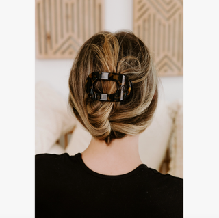 Round Flat Hair Clip | Small | Tortoise