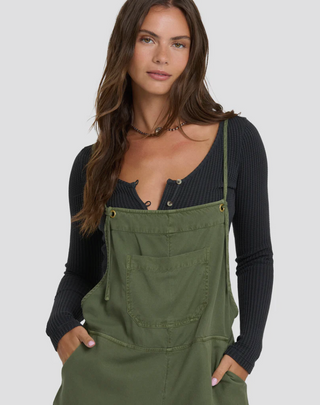 Wild Pursuit Overall Romper (CQP0)