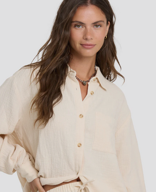 Wanderer Solid Long Sleeve Woven Top (DOV)