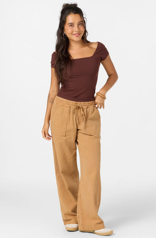 Alyssa Solid Knit Top (Chocolate)