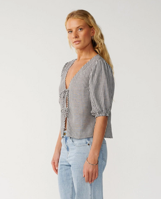 VIBE SURF TIE FRONT TOP (Black/Off White) ONLINE EXCLUSIVE