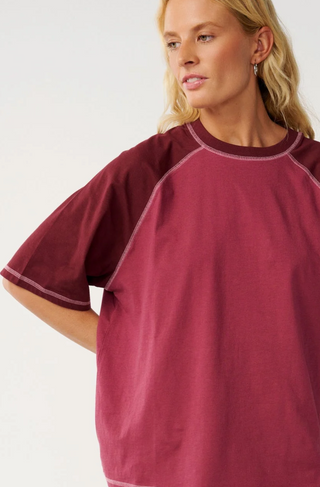 CLASSIC BOXY RAGLAN TEE (Dark Plum)