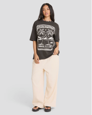 Tropical Filmore Short Sleeve Knit Graphic T-Shirt (OB1) ONLINE EXCLUSIVE
