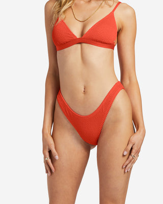 Summer High Fixed Triangle Bikini Top (RPZ0)
