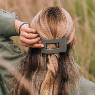 Sage it ain’t So Medium Flat Rectangular Hair Clip