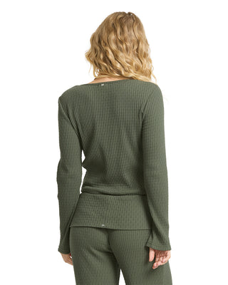 SWEET COAST LONG SLEEVE KNIT TOP (CQP0) ONLINE EXCLUSIVE
