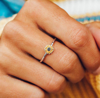 Enamel Sunflower Ring (Silver)